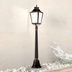 Antiek ogende padverlichting VIVIANA