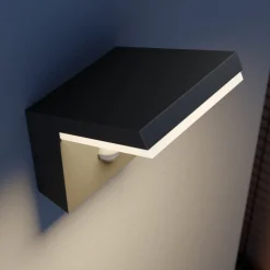 Arcchio LED buiten wandlamp Yolena, sensor, antraciet, aluminium