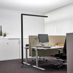 Arcchio LED kantoor vloerlamp Jolinda, zwart, 4000K, sensor