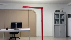 Arcchio LED kantoor vloerlamp Susi, rood, sensor, touchdimmer