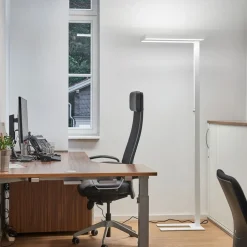 Arcchio LED vloerlamp Logan Basic, wit, 6.000 lm, dimbaar