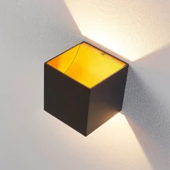 Arcchio LED wandlamp Zuzana, hoekig, zwart, 10 cm breed