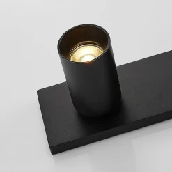 Arcchio spot Brinja, zwart, hoekig, Ø 6 cm, 3-lamps, GU10