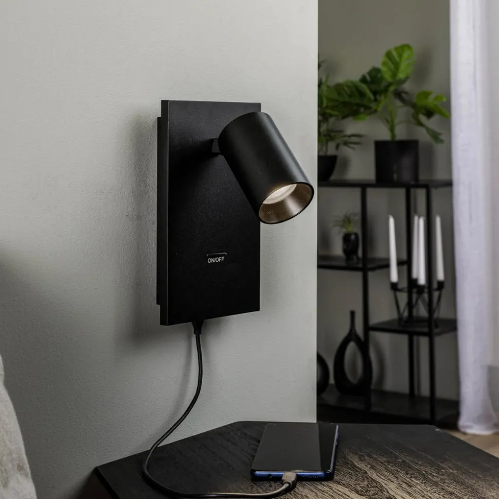 Arcchio spot Brinja, zwart, metaal, USB-C, schakelaar