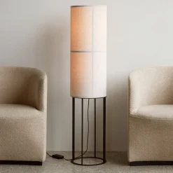 Audo Hashira vloerlamp met metalen voet, naturel