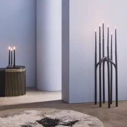 AYTM Angui kandelaar, zwart, hoogte 92 cm, ijzer