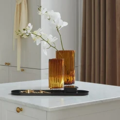 AYTM Folium vaas, hoogte 20 cm, amberkleurig, glas