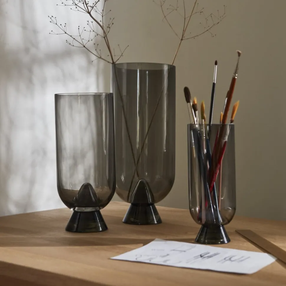 AYTM Glacies vaas, rookgrijs, hoogte 29 cm, glas, mondgeblazen