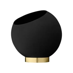 AYTM Globe bloempot, Ø 21 cm, zwart, aluminium, staal