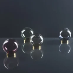 AYTM Globe vaas, Ø 17 cm, roze/goudkleurig, glas, roestvrij staal