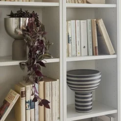 AYTM Varia vaas, zwart, Ø 23 cm, hoogte 24 cm, keramiek