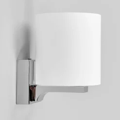 Badkamer wandlamp Miriam met IP44