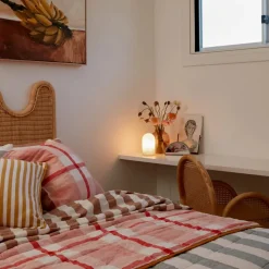 Beacon tafellamp Panton, wit albast steen, hoogte 17,5 cm