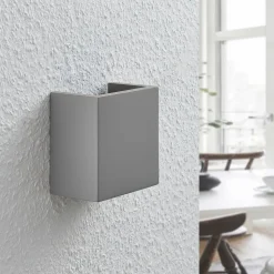 Beton-wandlamp Smira in grijs, 12,5 x 12,5 cm