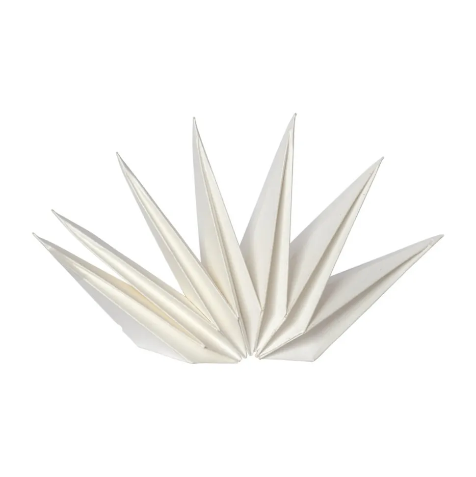 Boomtoppen-papieren ster Isa met metalen spiraal