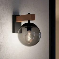 Bufalata buitenwandlamp, zwart/hout/rookgrijs