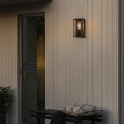 Buitenwandlamp Carpi, zwart, 18 x 30 cm