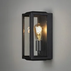 Buitenwandlamp Carpi, zwart, 18 x 30 cm