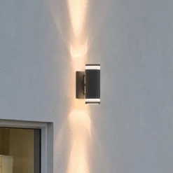 Buitenwandlamp Modena met sleuf, 2-lamps zwart