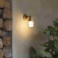 Buitenwandlamp Nahir v. messing zeewaterbestendig