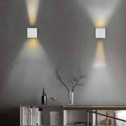 Buitenwandlamp Talent, titaniumkleurig, breedte 10 cm, sensor