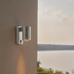 Buitenwandlamp Tin Maxi Sensor verzinkt, staal, IP54, GU10