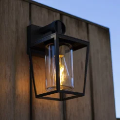 Buitenwandlamp West van gegoten aluminium en glas