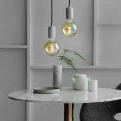 Calex E27 G125 3,8W LED filament Flex goud 821 dim