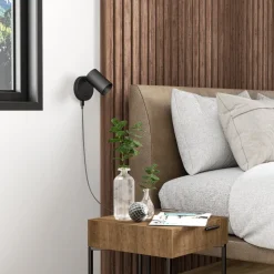 CAN TILT wandspot, zwart, Ø 10 cm, metalen schakelaar USB