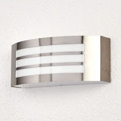 Chique buitenwandlamp Raja met strepenlook