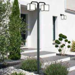 Cubango - een LED mastlamp met 2 lantaarns