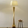 Deco - een vloerlamp met een elegant design