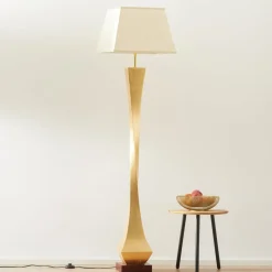 Deco - een vloerlamp met een elegant design