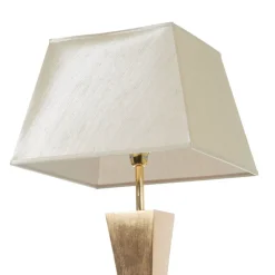 Deco - een vloerlamp met een elegant design