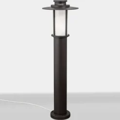 Donkerbruine wegenlamp Putri in drukgegoten alum.