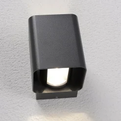 Dubbel stralende LED-buitenwandlamp Nikolas