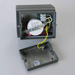 Dubbel stralende LED-buitenwandlamp Nikolas