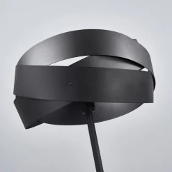 Duizelingwekkend ontworpen vloerlamp Tornado