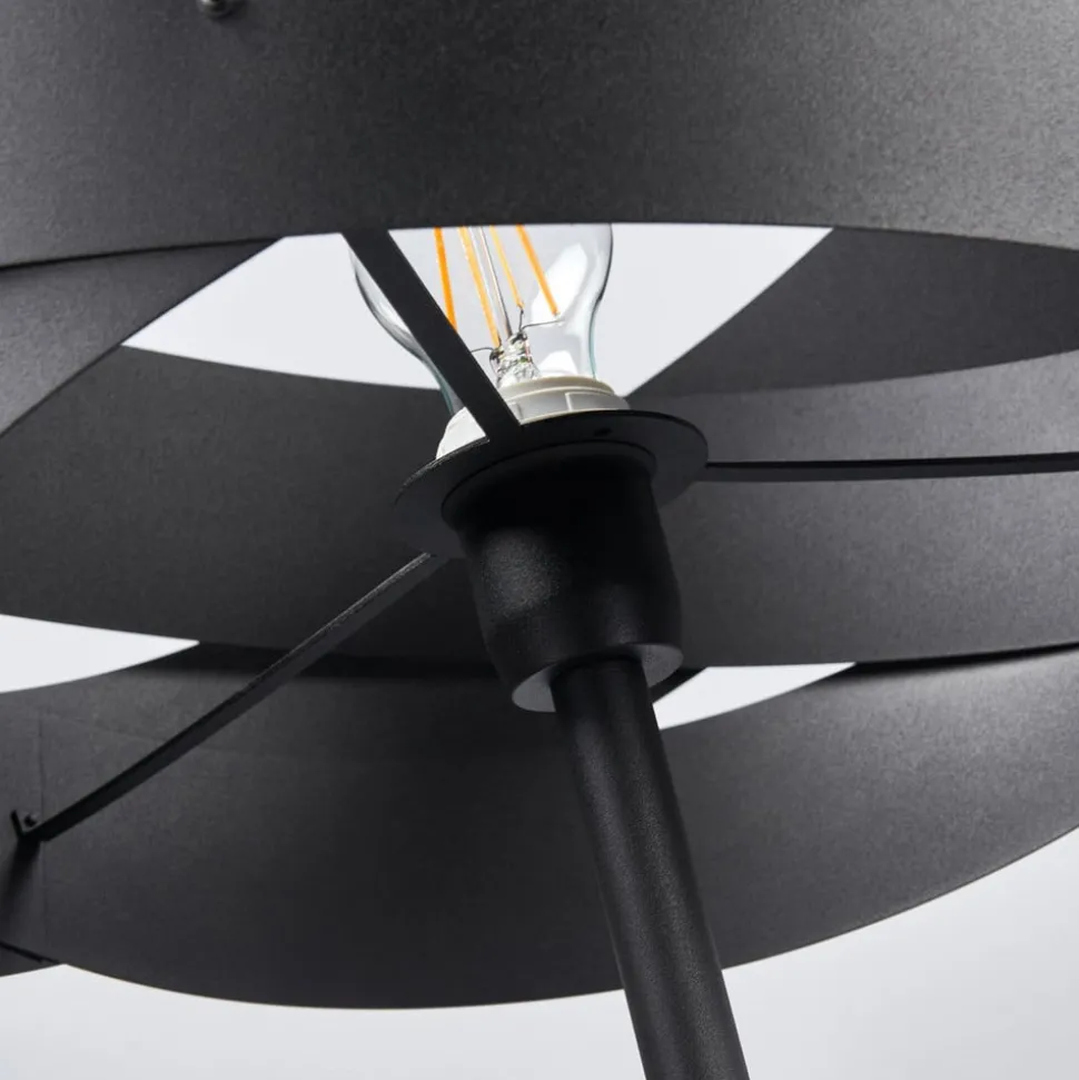 Duizelingwekkend ontworpen vloerlamp Tornado