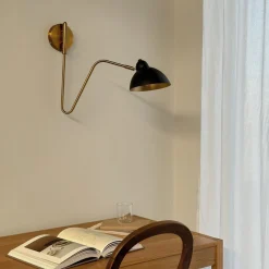 Dyberg Larsen Futura wandlamp, zwart, metaal