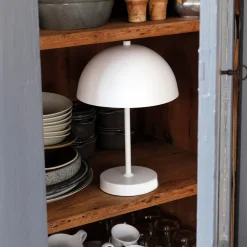 Dyberg Larsen LED tafellamp Stockholm, wit