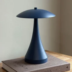 Dyberg Larsen LED tafellamp Vienna, blauw, hoogte 28 cm