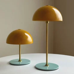 Dyberg Larsen LED tafellamp Along, curry, hoogte 20 cm