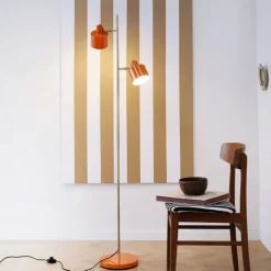 Dyberg Larsen Ocean vloerlamp, oranje, hoogte 160 cm, metaal