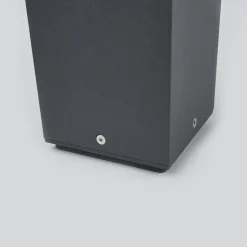 Egon LED tuinpadverlichting met hoekige armatuur