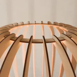 Envostar Clay vloerlamp, metaal/berkenmultiplex