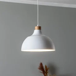 Envostar hanglamp Kaitt, houtdetail, Ø 34 cm, wit