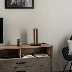 Envostar LED tafellamp in walnootfineer