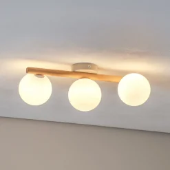 Estera plafondlamp, opaal glas, hout, 3-lamps