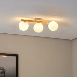 Estera plafondlamp, opaal glas, hout, 3-lamps
